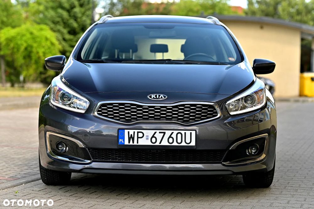 Kia Ceed 1.4 CVVT Dream Team Edition - 14