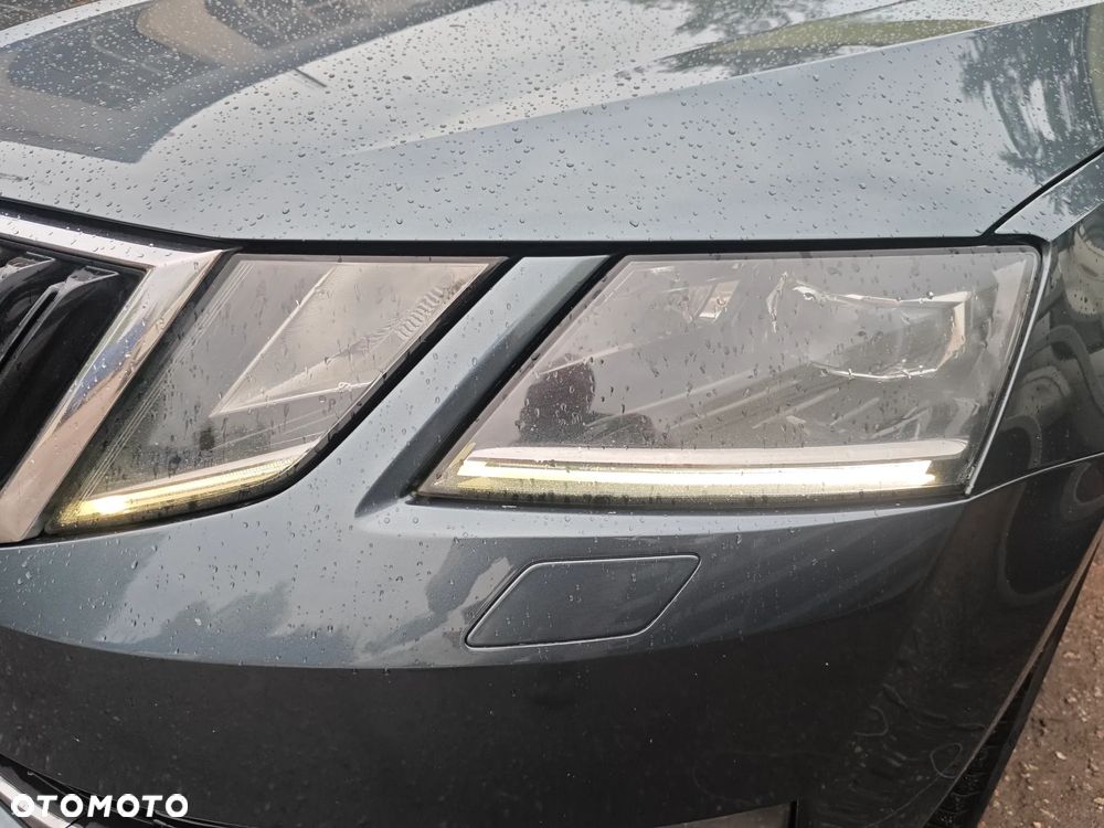 Skoda Octavia ver-2-0-tdi-edition-dsg - 23