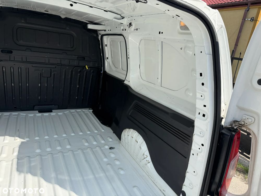 Citroën BERLINGO - 32