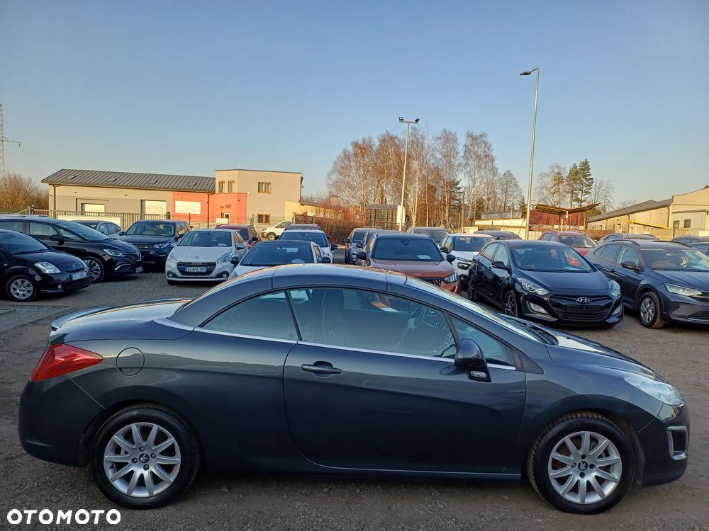 Peugeot 308 CC HDi FAP 110 Premium - 8