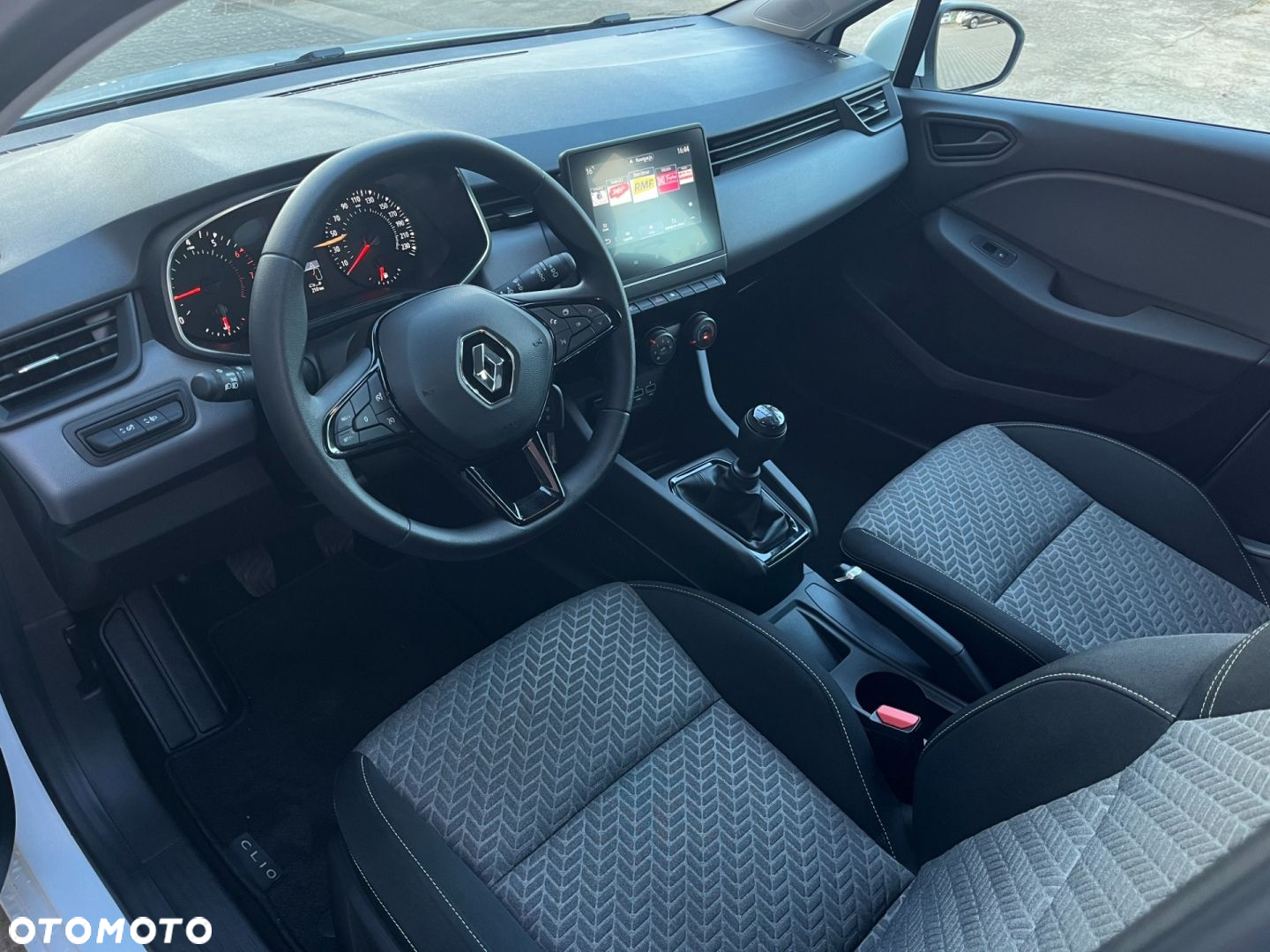 Renault Clio SCe 65 LIFE - 9