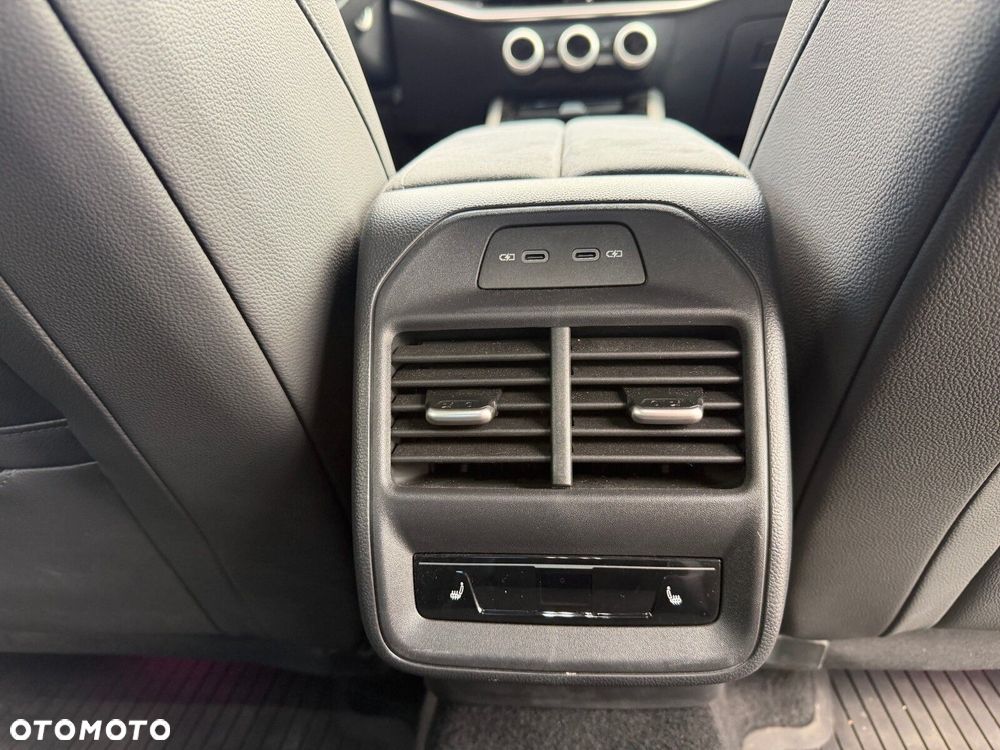 Skoda Superb 2.0 TDI SCR 4x4 Sportline DSG - 31