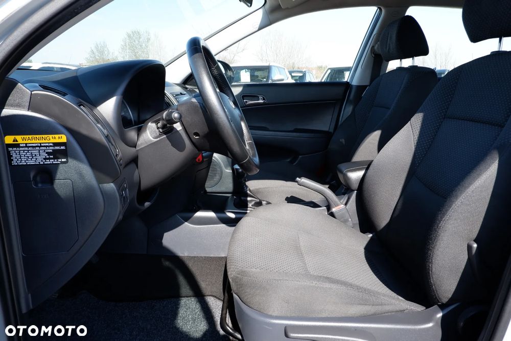 Hyundai i30 1.6 blue Comfort - 26