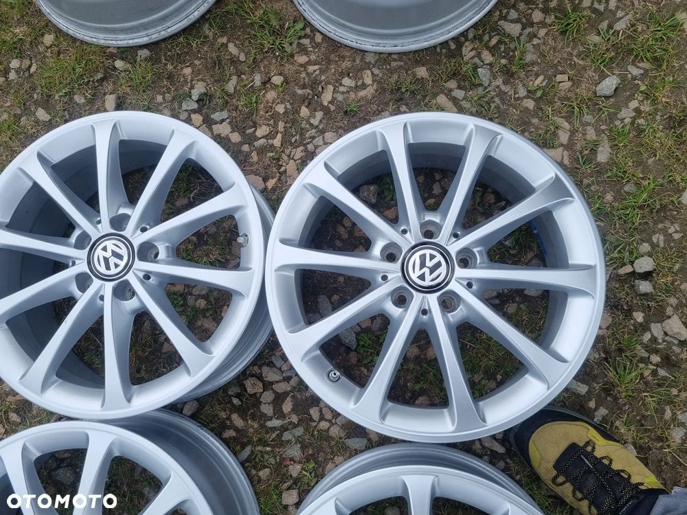 VW GOLF 7,AUDI A3,Q3,SEAT LEON,ATECA,SKODA OCTAVIA 6,5x17 ET44 5X112 super - 5
