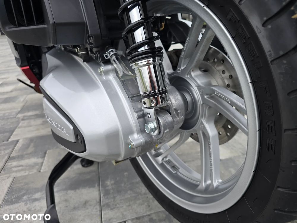 Honda SH - 11