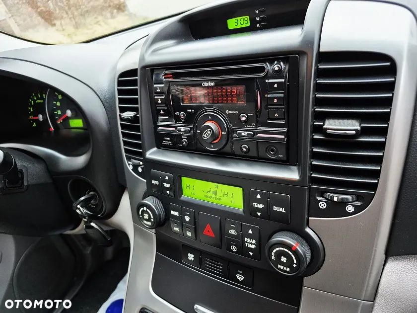 Kia Carnival 2.9 CRDi DPF EX Basis - 26