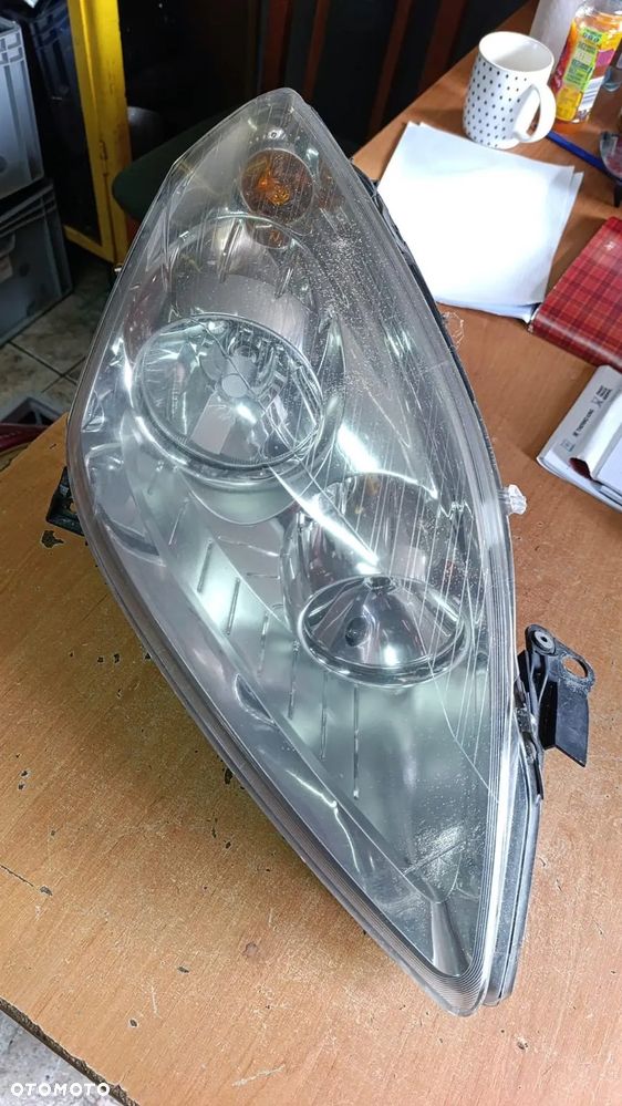 Lampa przednia Prawa przód prawy  OPEL ZAFIRA B lift 2008 2010 2014
