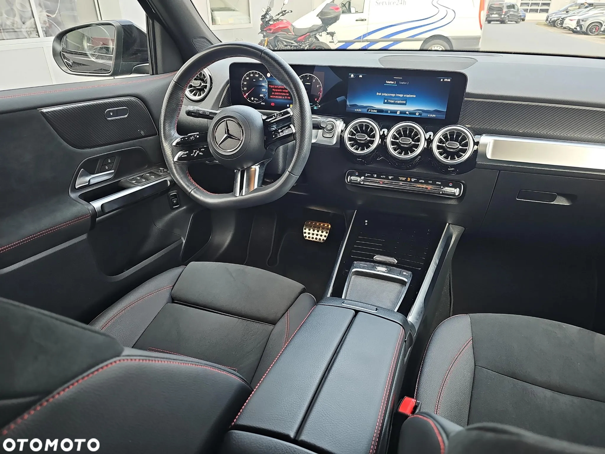Mercedes-Benz GLB 200 AMG Line 7G-DCT - 15