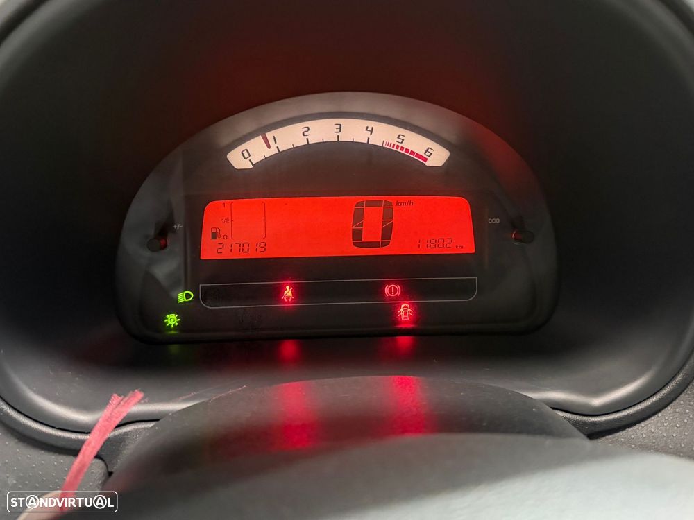 Citroën C2 1.4 HDi VTR - 22