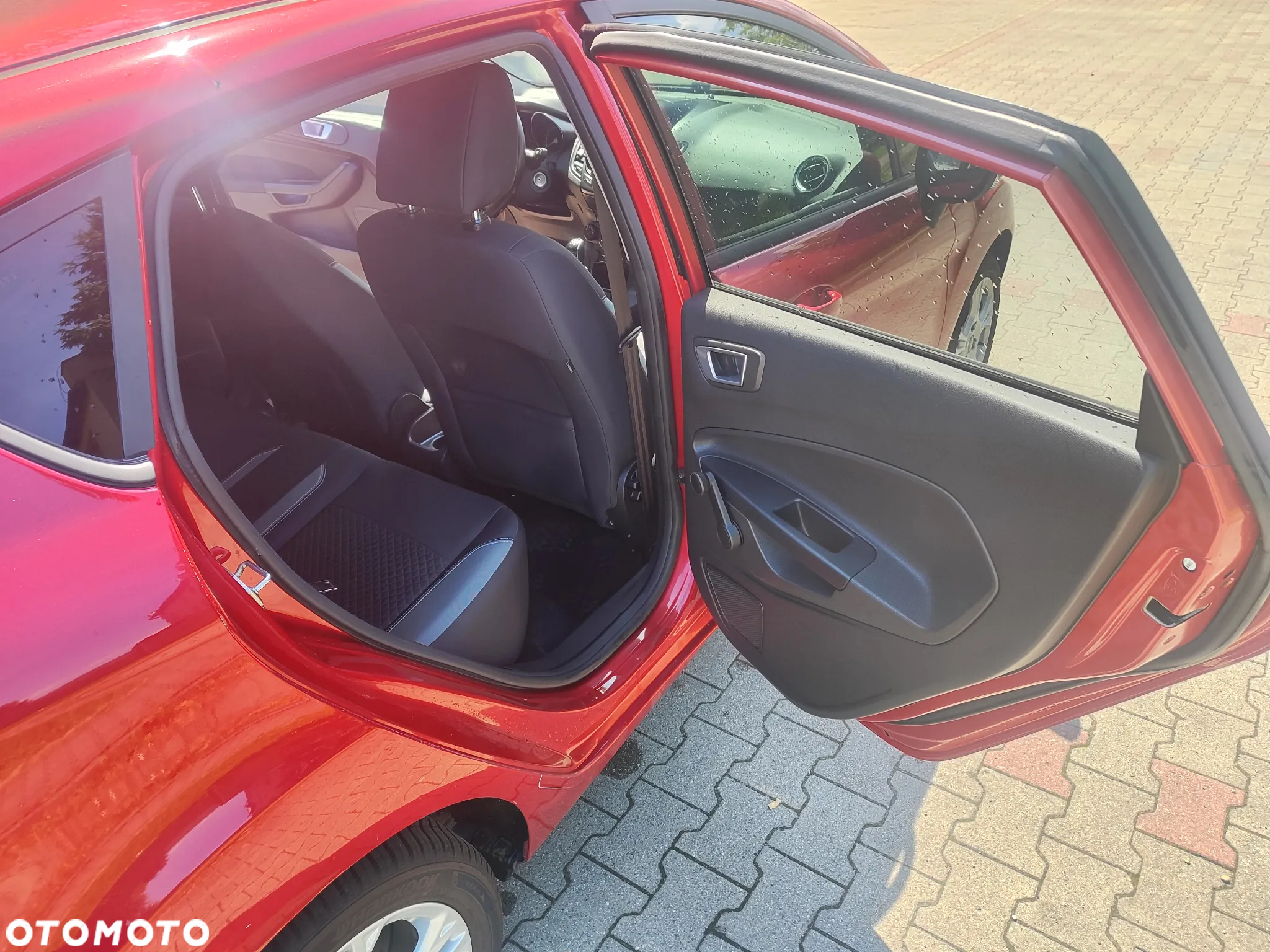 Ford Fiesta 1.0 EcoBoost Start-Stop Titanium - 36
