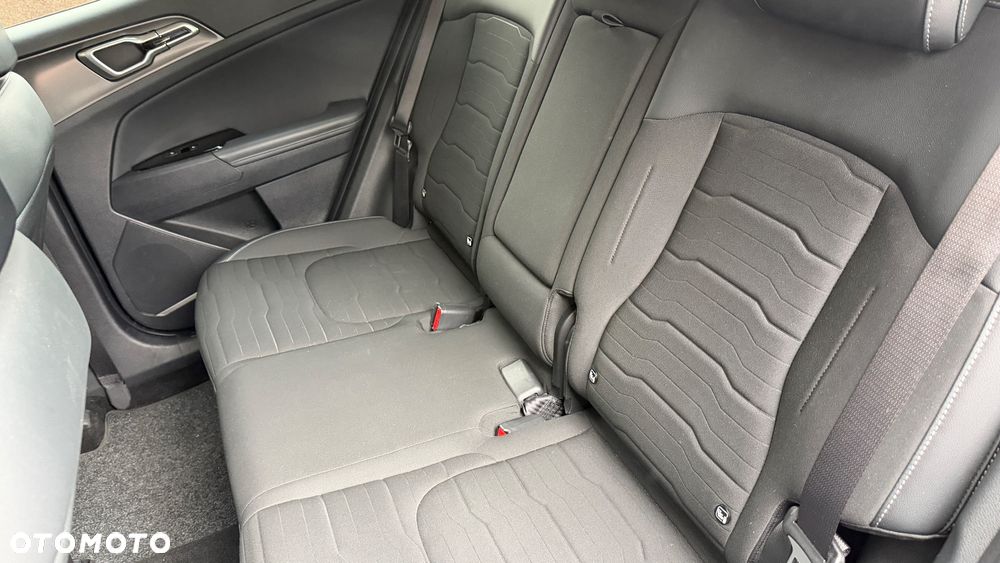 Kia Sportage 1.6 T-GDI MHEV Business Line 2WD DCT - 21