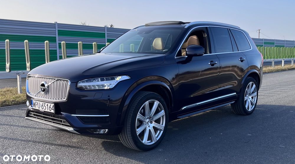 Volvo XC 90 - 30