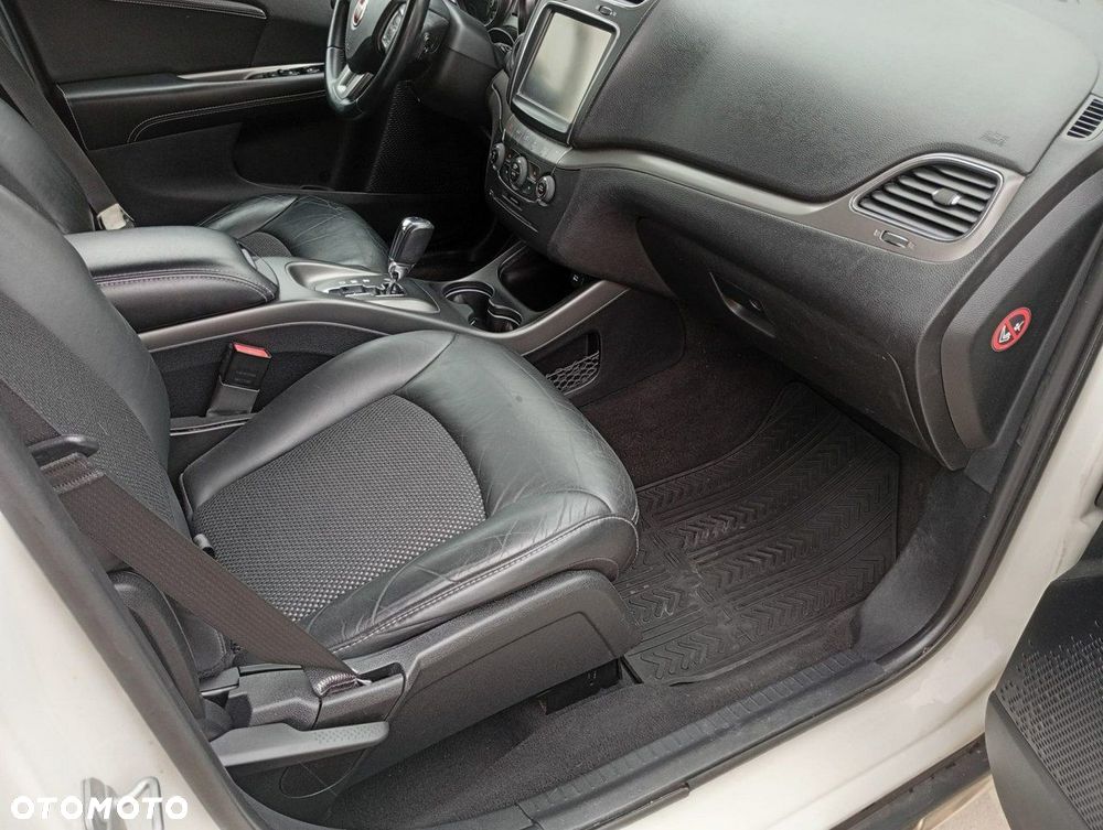 Fiat Freemont 2.0 Multijet 16V DPF Automatik Allrad Cross - 10