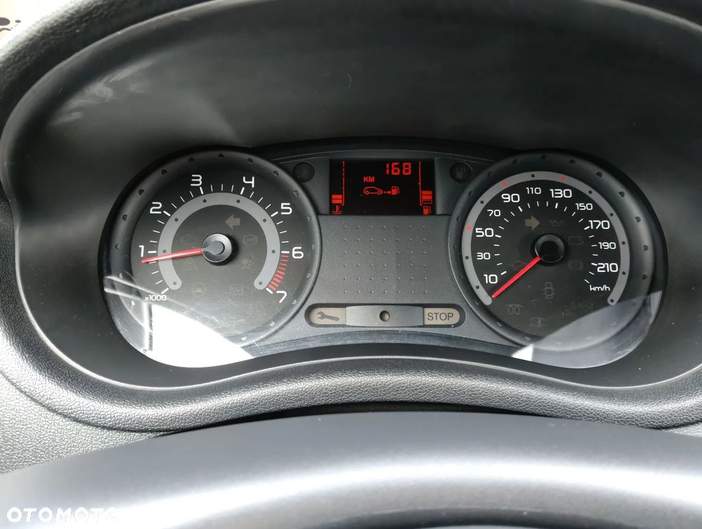 Renault Clio 1.2 16V Expression - 13