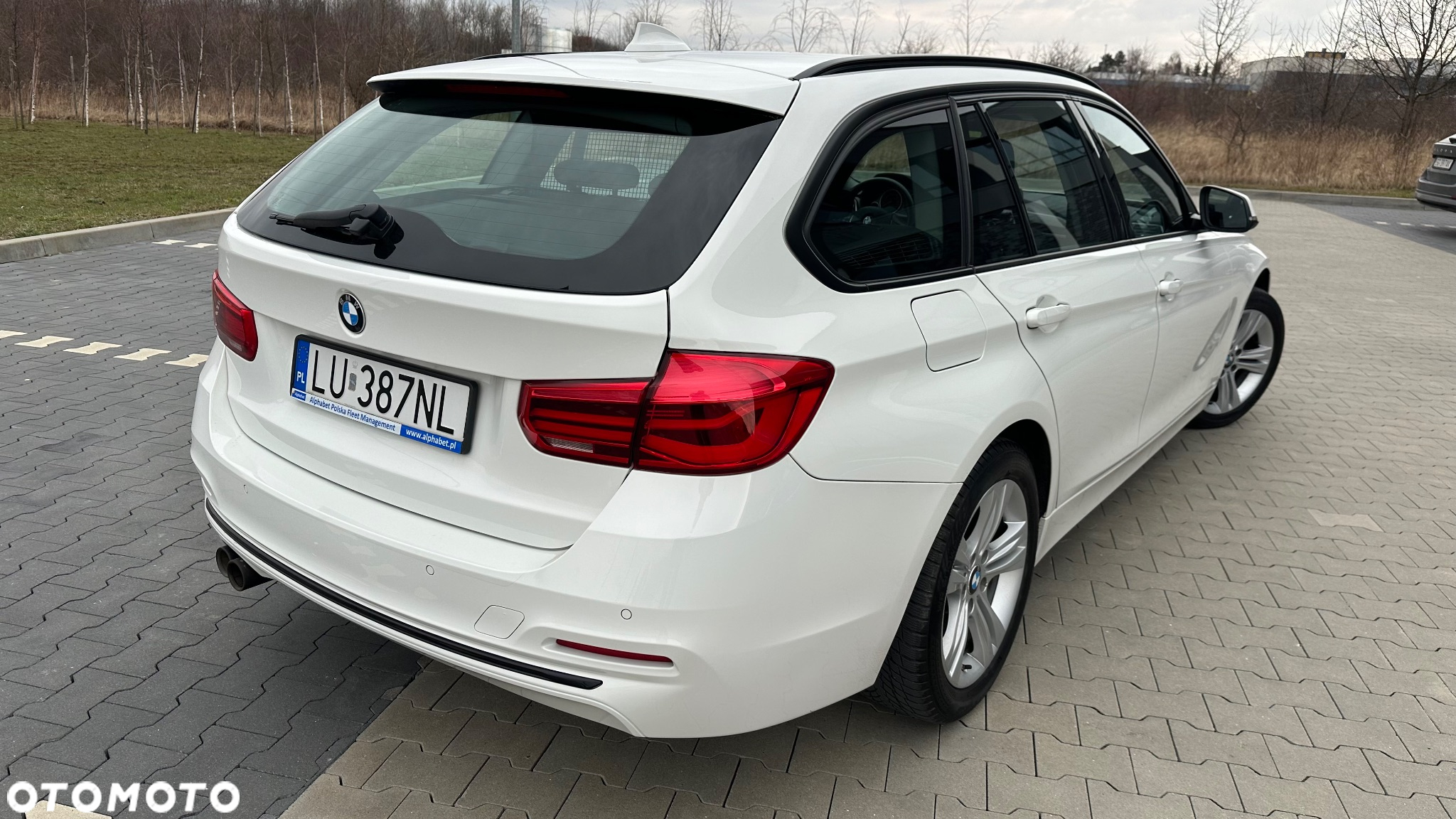 BMW Seria 3 330i xDrive Sport Line Shadow sport - 18