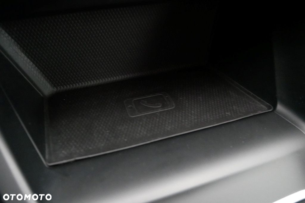 Volkswagen Golf - 19