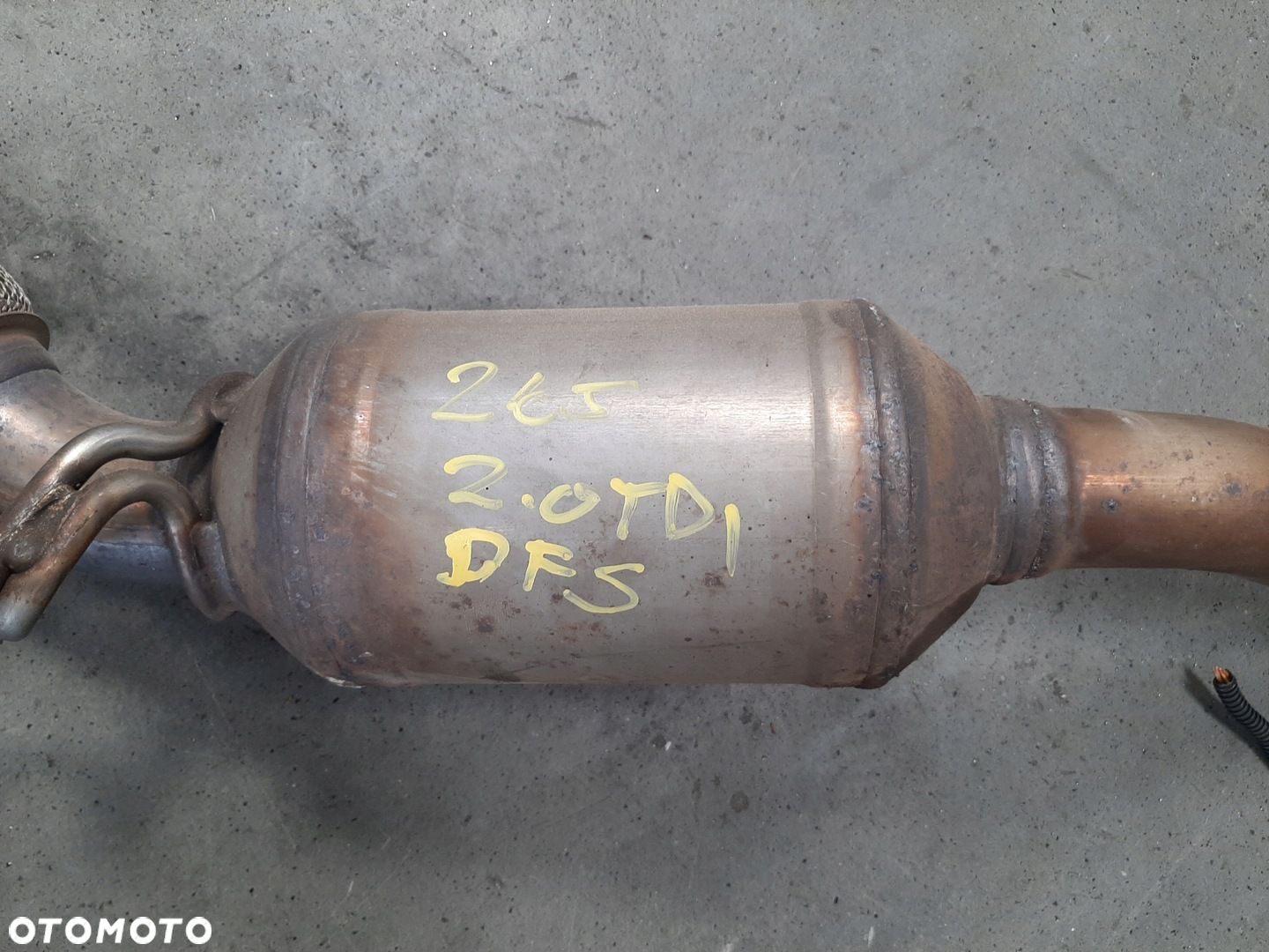 VOLKSWAGEN CADDY III LIFT DRUGI 15- KATALIZATOR PRZEPUSTNICA 2K0131701D - 2