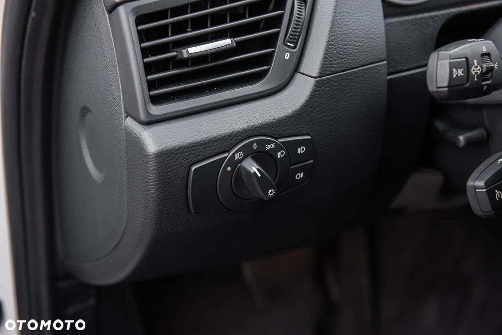 BMW X1 xDrive28i - 22