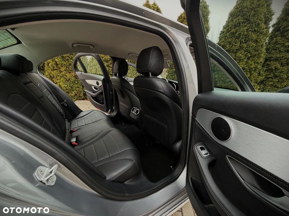 Mercedes-Benz Klasa C 200 (BlueTEC) d 7G-TRONIC Avantgarde - 33