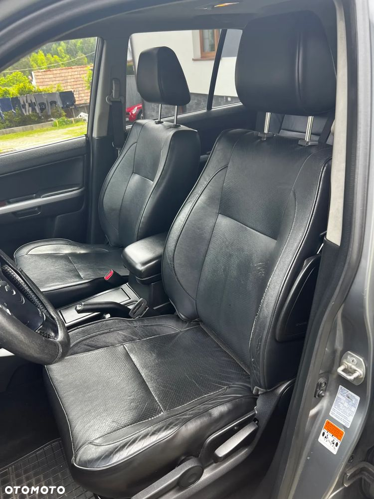 Suzuki Grand Vitara 2.0 De luxe - 7