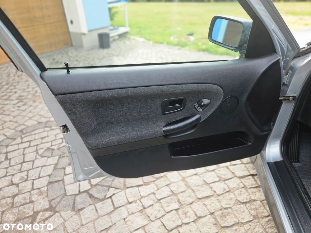 BMW Seria 3 - 9