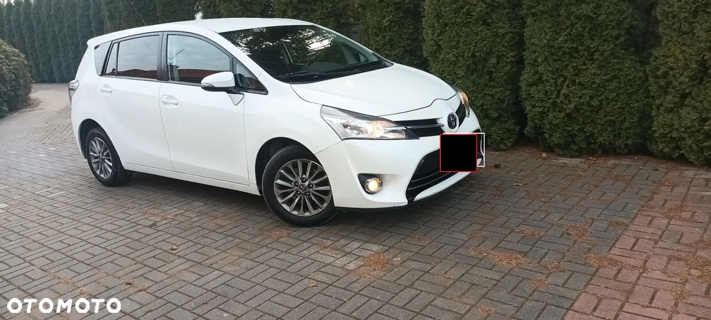 Toyota Verso 1.6 D-4D 5-Sitzer Start/Stop Executive - 1