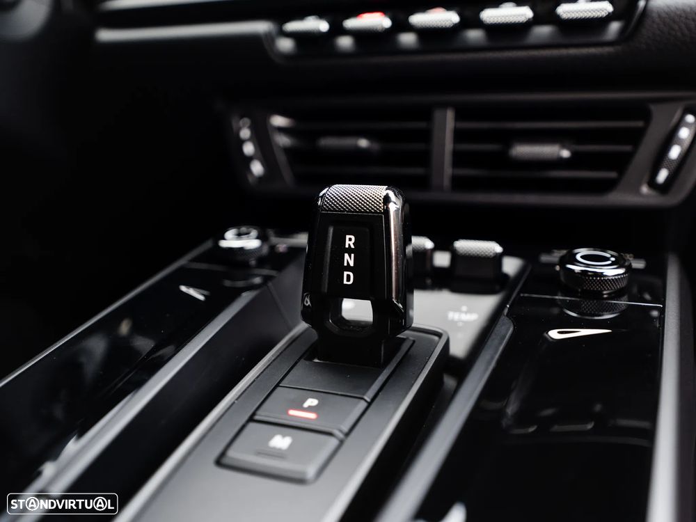 Porsche 911 (992) Carrera - 21