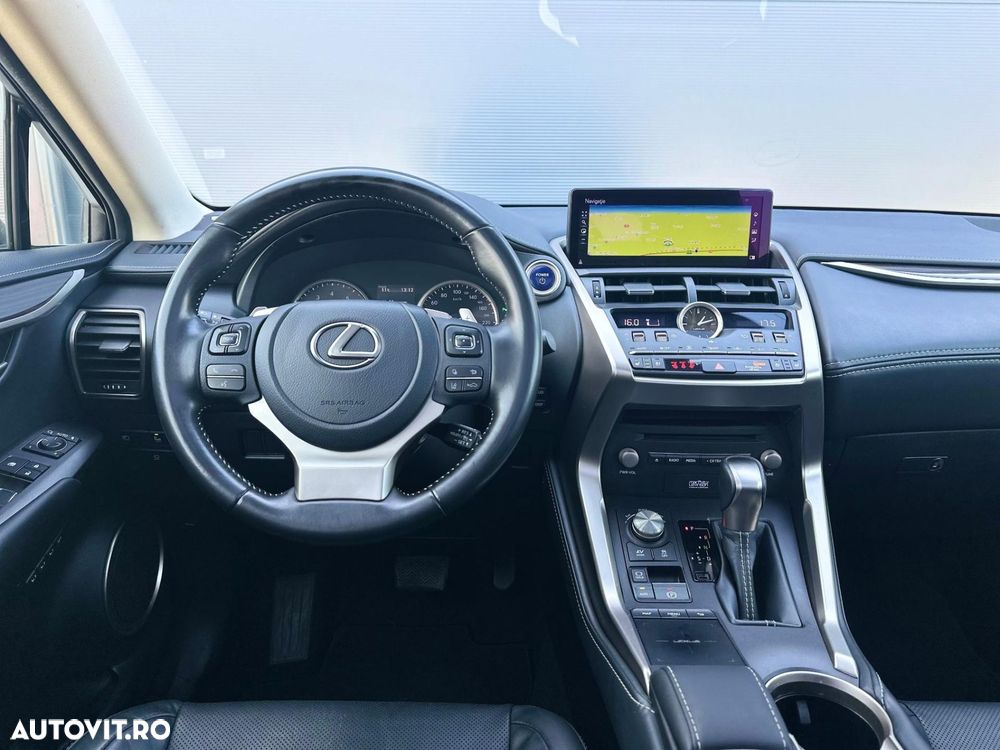 Lexus Seria NX 300h AWD Luxury - 29