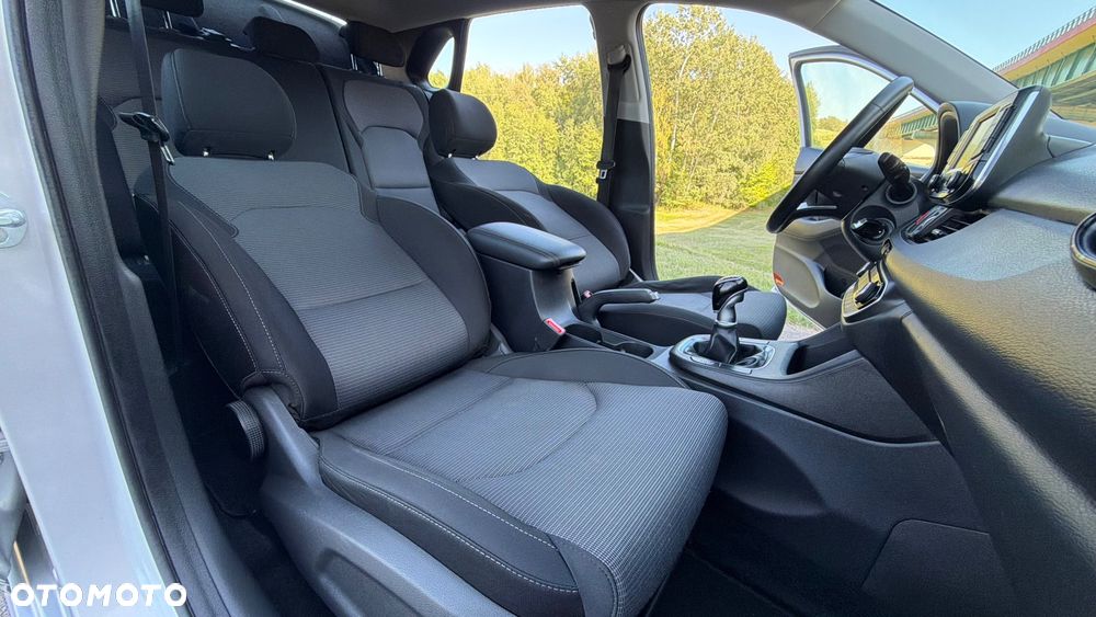 Hyundai i30 1.4 Classic - 10