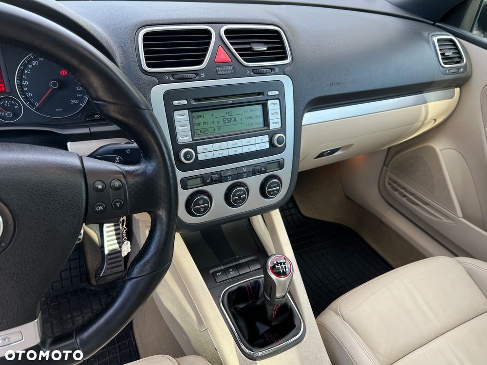 Volkswagen Eos 2.0 TDI DPF Sport & Style - 11