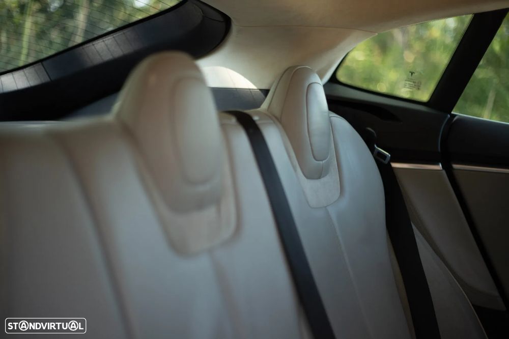 Tesla Model S Performance - 9