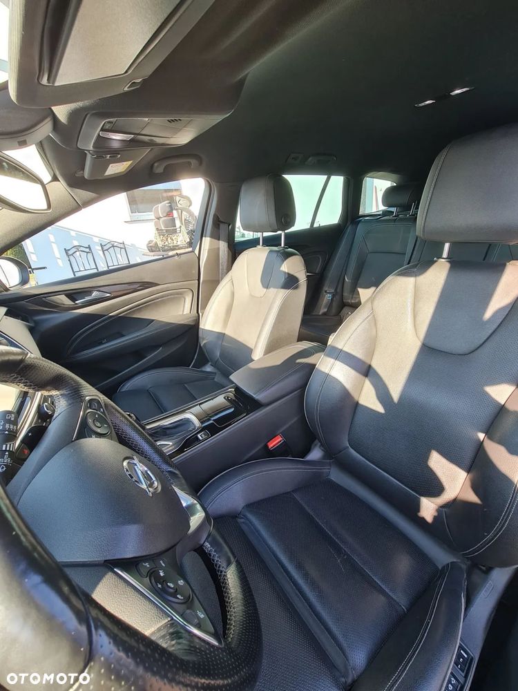 Opel Insignia - 18