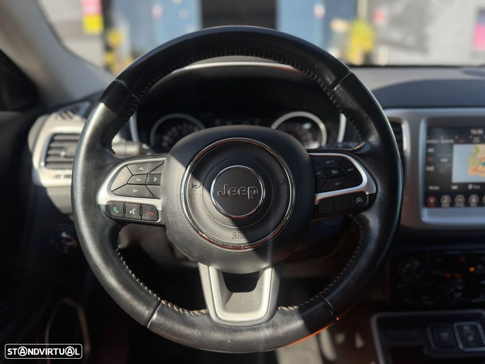Jeep Compass 1.3 T Longitude - 28