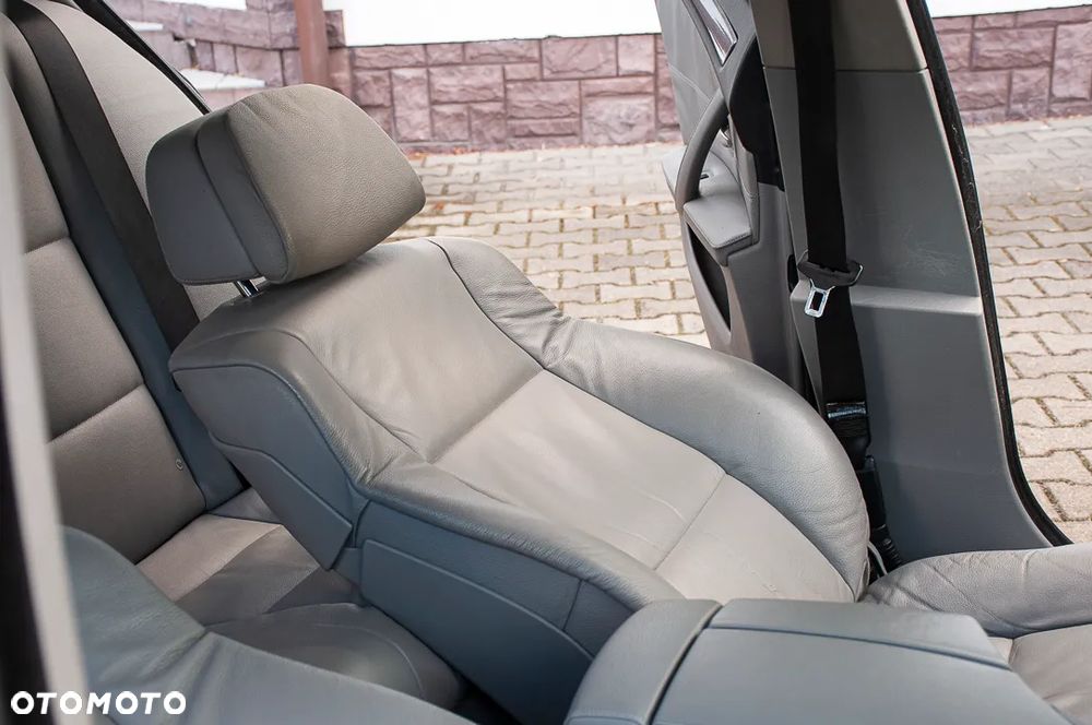 BMW Seria 5 530d - 24