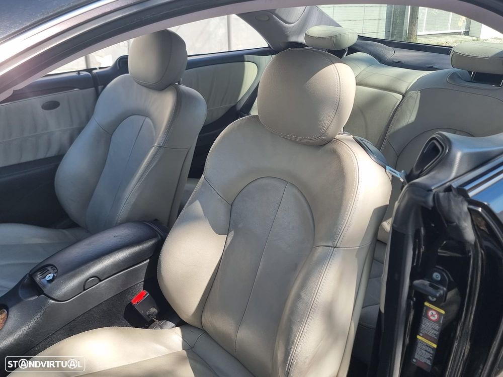 Mercedes-Benz CLK 220 - 7