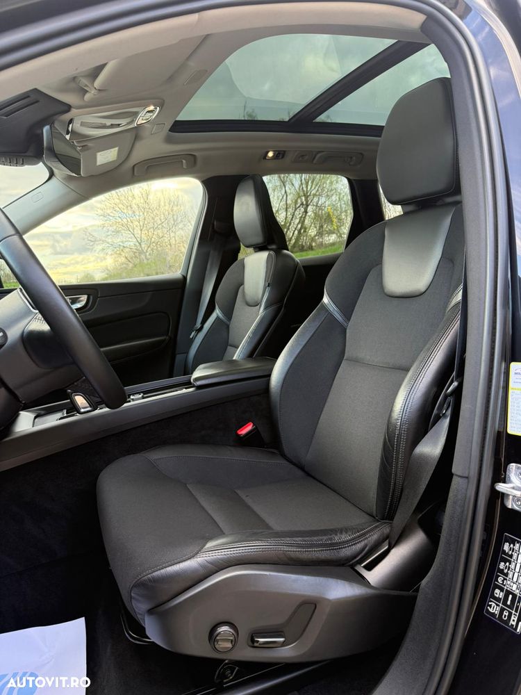 Volvo XC 60 T6 AWD Recharge Geartronic Inscription Expression - 8