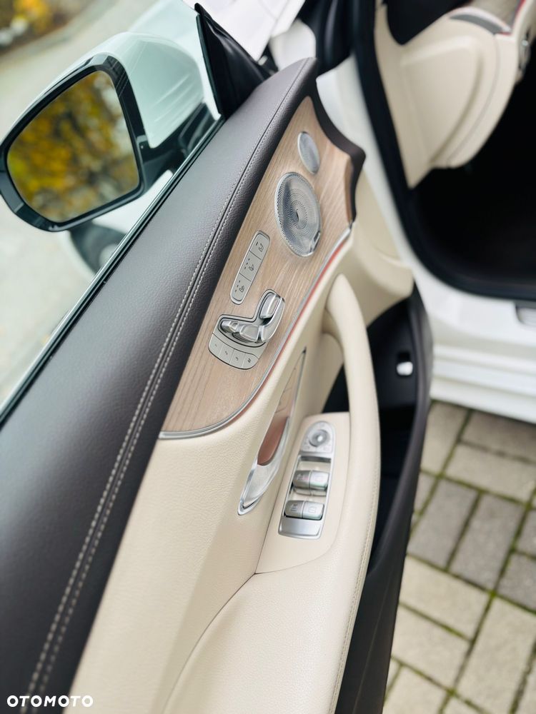 Mercedes-Benz Klasa E - 21