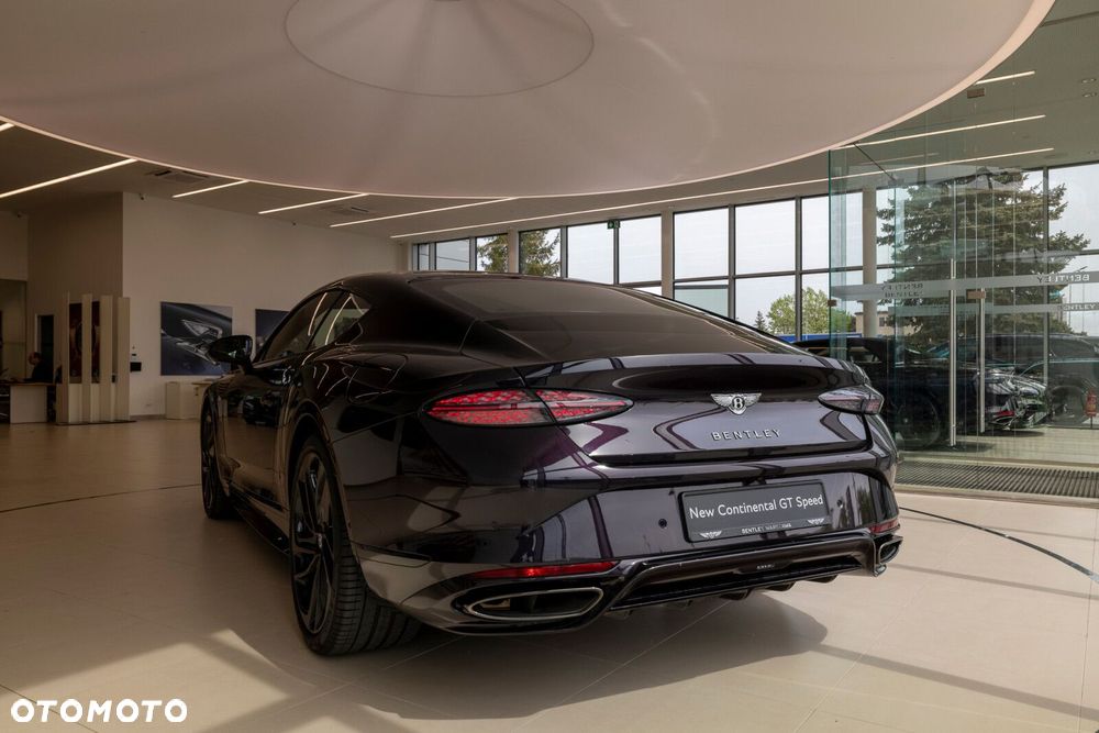 Bentley Continental GT - 10