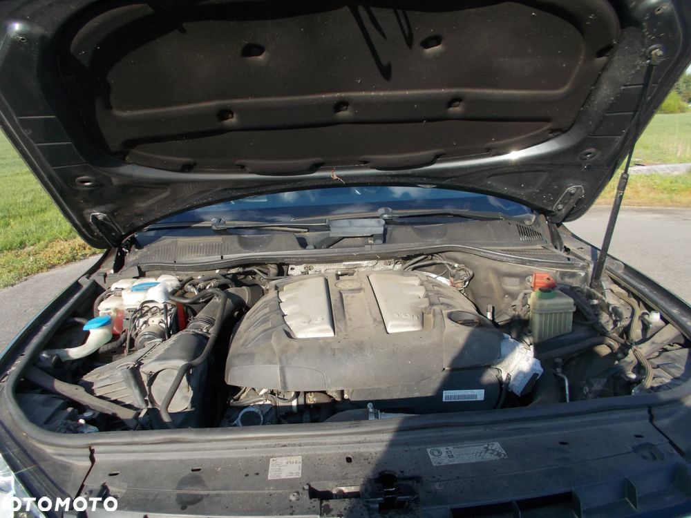 Volkswagen Touareg 3.0 V6 TDI Blue Motion DPF Automatik - 22