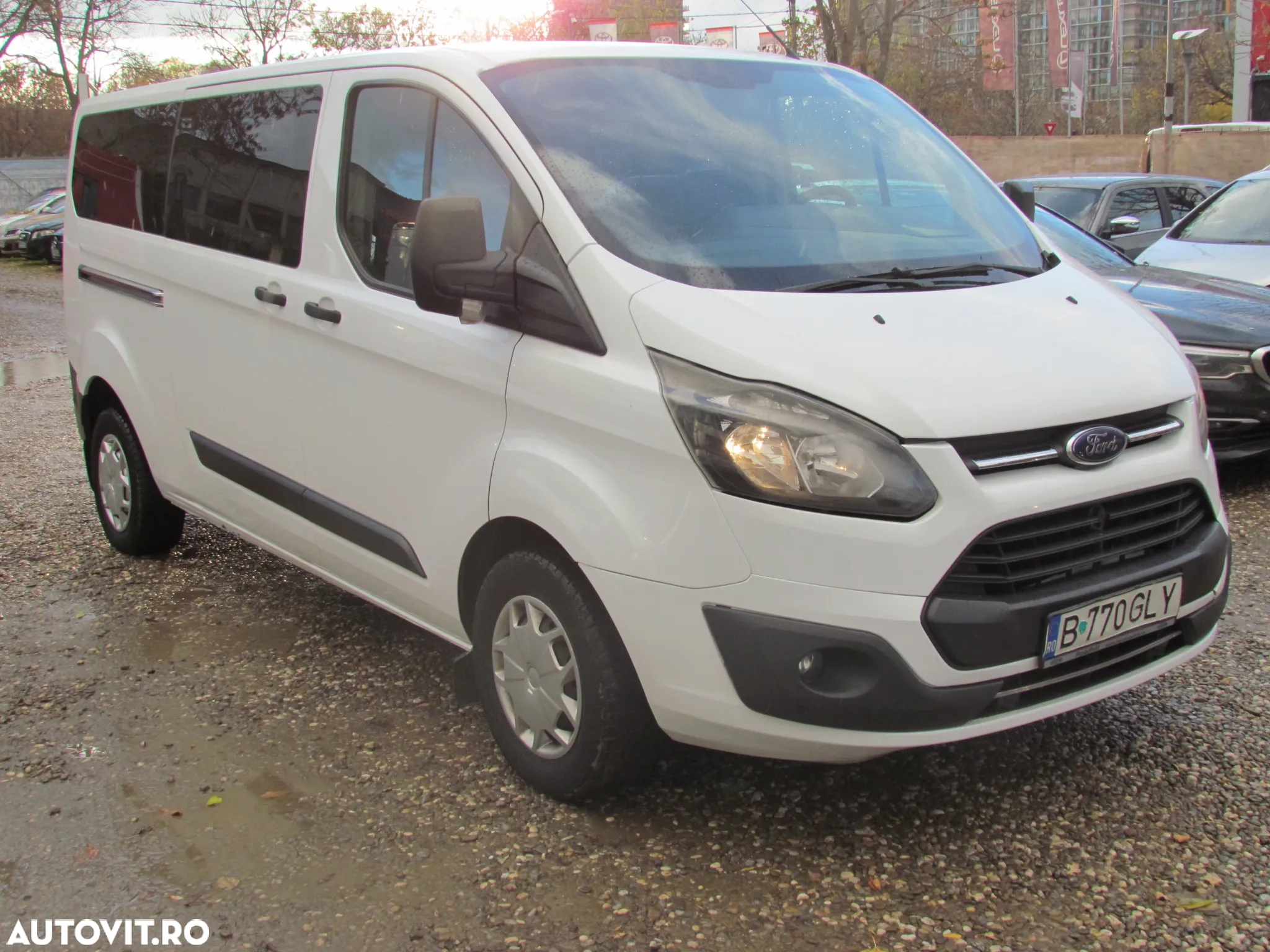 Ford Transit Custom Kombi 310 2.0 TDCI LWB L2H1 Base - 2