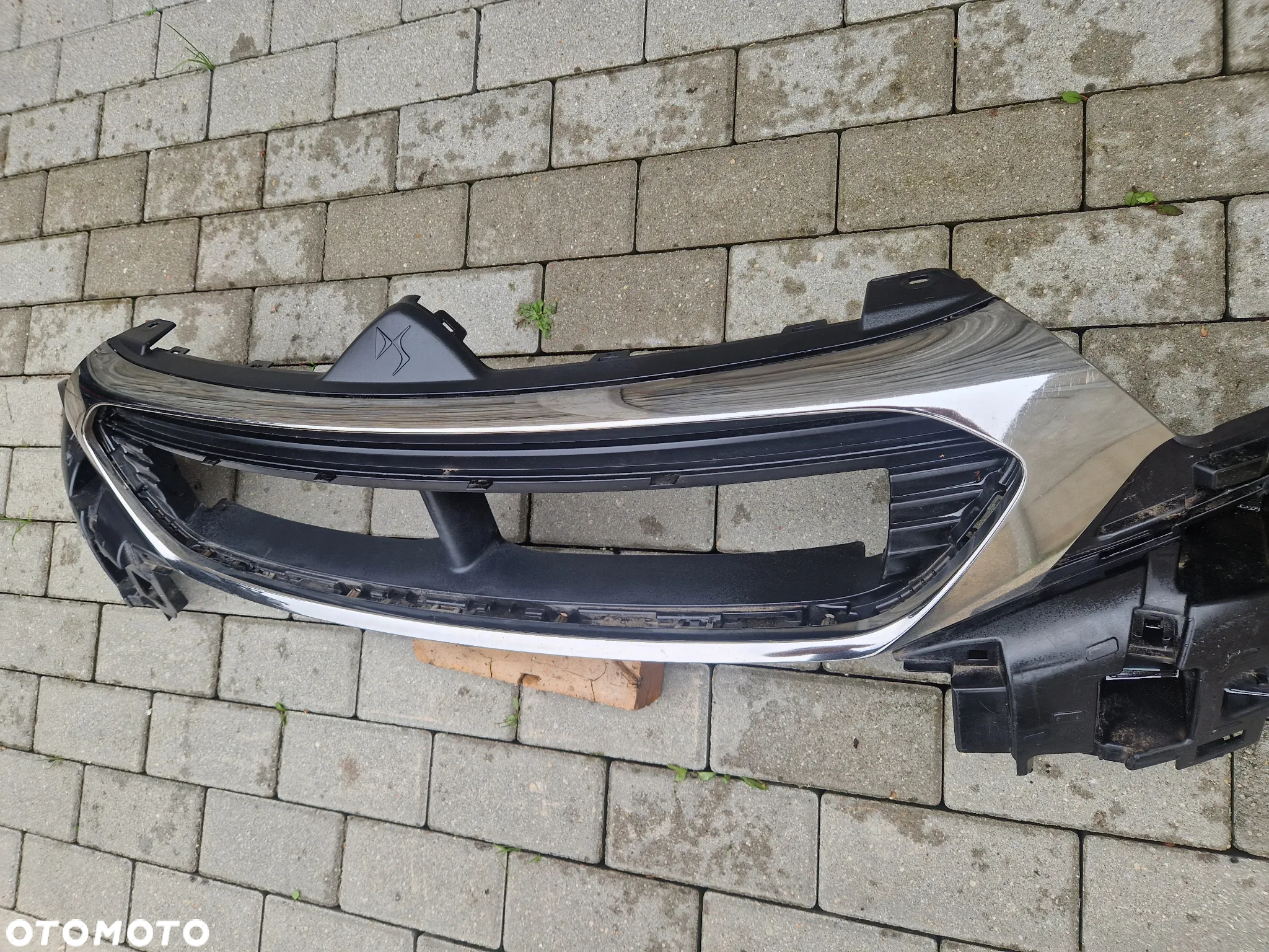 grill atrapa  Citroen Ds4 lift - 2