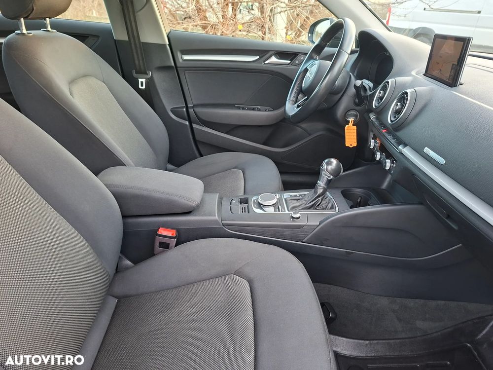 Audi A3 2.0 TDI Sportback S tronic - 18