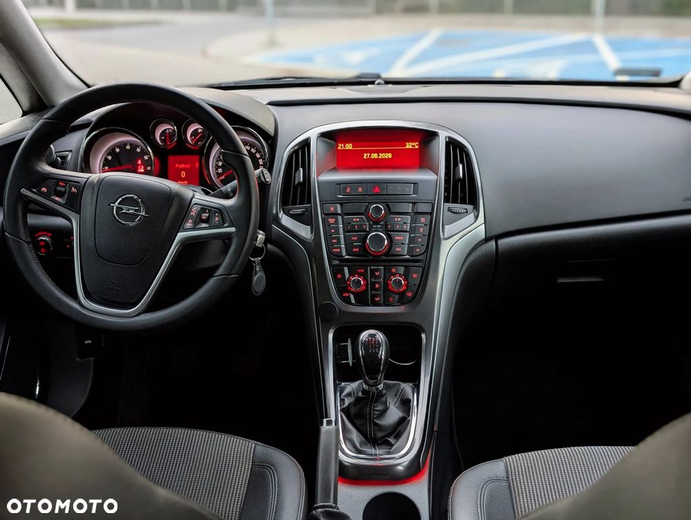 Opel Astra - 8