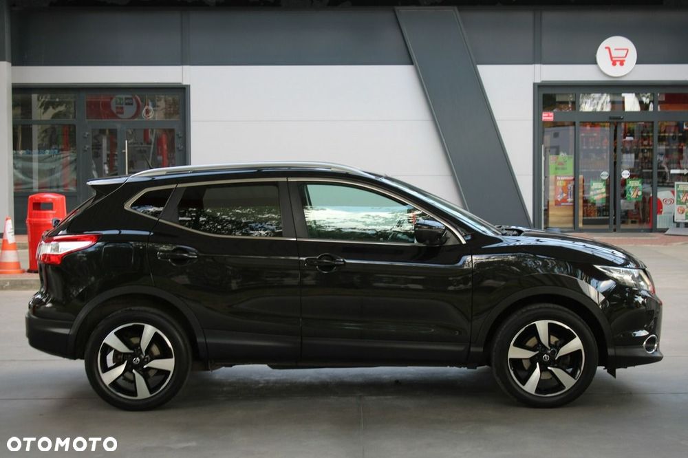 Nissan Qashqai 1.6 DIG-T N-Connecta - 4