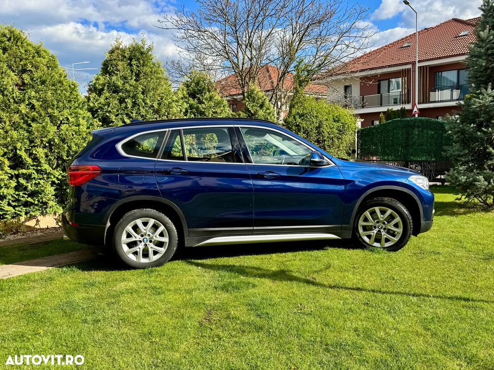 BMW X1 xDrive18d xLine - 17