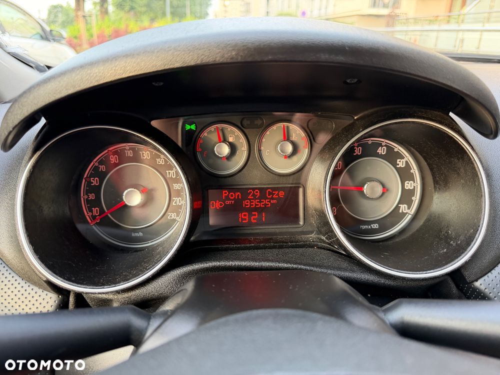 Fiat Punto - 12