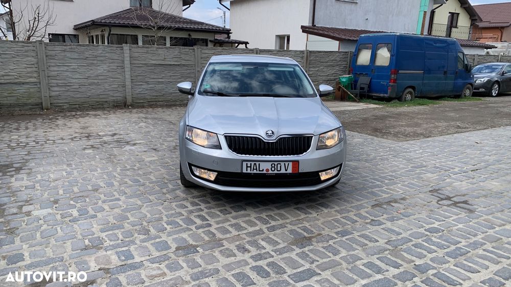 Skoda Octavia 1.4 TSI ELEGANCE - 24