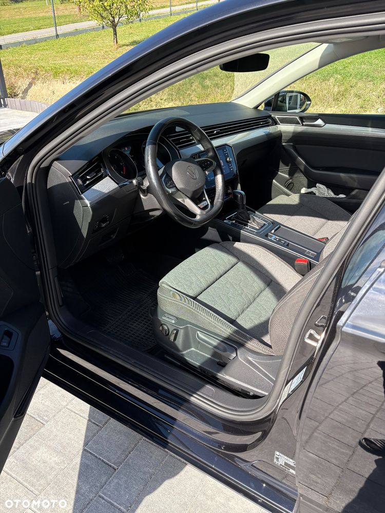 Volkswagen Passat 2.0 TDI 4Mot Elegance DSG - 8