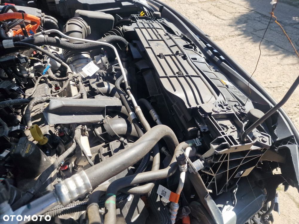 Ford Kuga - 17