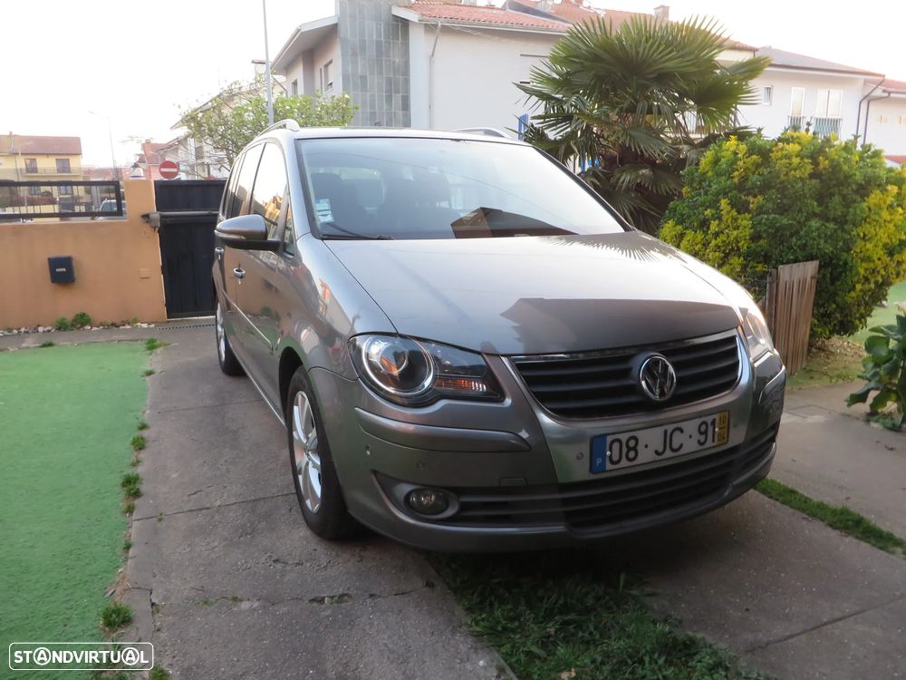 VW Touran 1.9 TDi Conceptl BlueM. 7L - 3